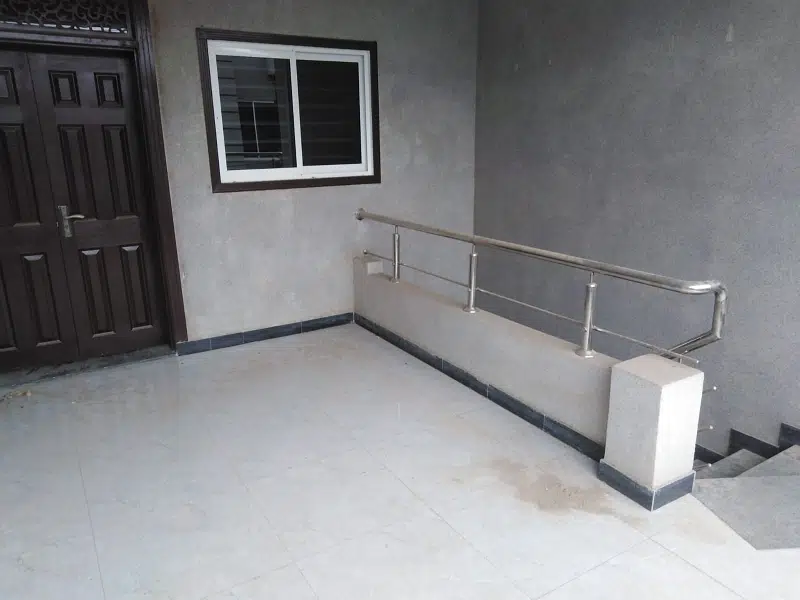 423898320-800×600-1