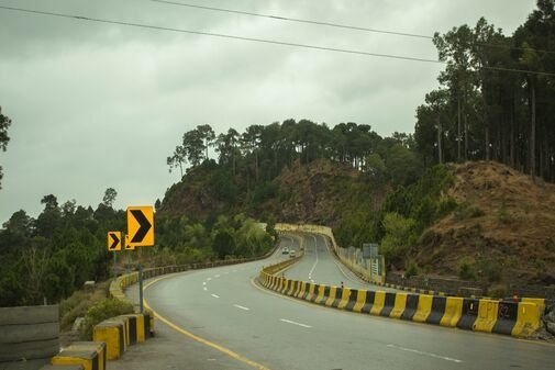 shujaat-muzaffar-v7_ECFlBqNQ-unsplash_optimized_50-1
